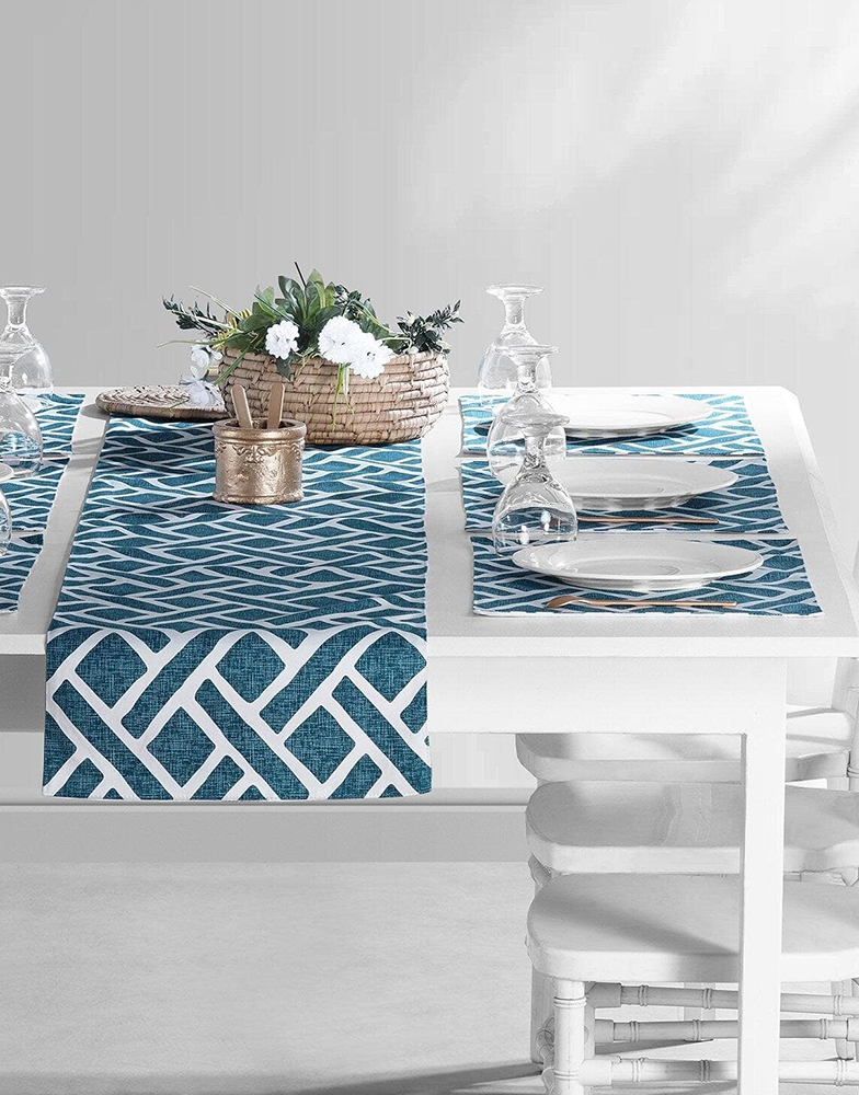 Runner and Placemat photo